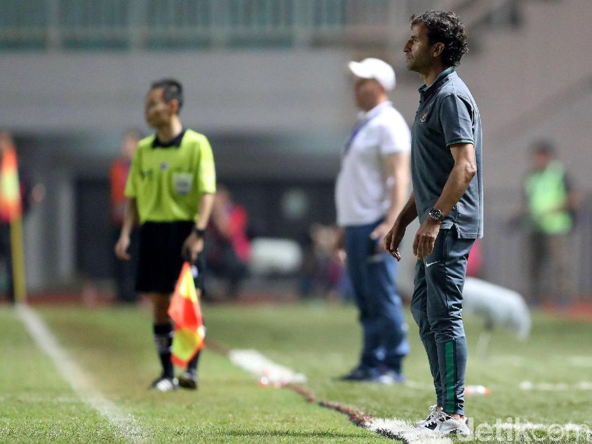 Pelatih timnas Indonesia, Luis Milla. (Foto: Grandyos Zafna/detikcom)