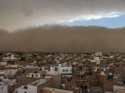 Badai Pasir Terjang India, 77 Orang Tewas