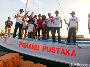 Perahu Pustaka Meriahkan Makassar International Writer Festival