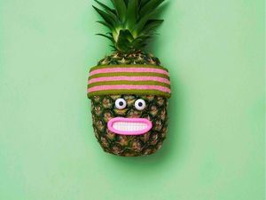 Kreatif! Seniman Ini Ubah Sayur dan Buah Jadi Berbagai Karakter Unik