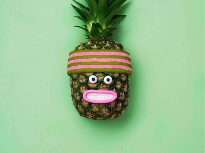 Kreatif! Seniman Ini Ubah Sayur dan Buah Jadi Berbagai Karakter Unik