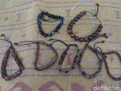 Gelang Kokka Fera yang Disebut #GelangKode Menjamur di Tanah Abang