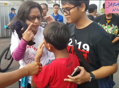 Foto: Gelang Susi Ferawati yang Disebut #GelangKode