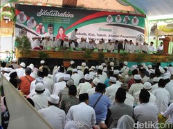 Kiai, Ulama, Habib dan Bu Nyai se Madura Kompak Dukung Gus Ipul