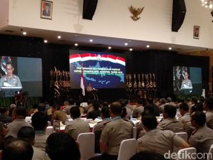 Kapolri Minta Kapolda-Kapolsek Aktif Cegah Gesekan di Masyarakat Kapolri Minta Kapolda-Kapolsek Aktif Cegah Gesekan di Masyarakat