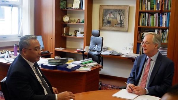 Mendes Eko Sandjojo Pamer Keberhasilan Dana Desa