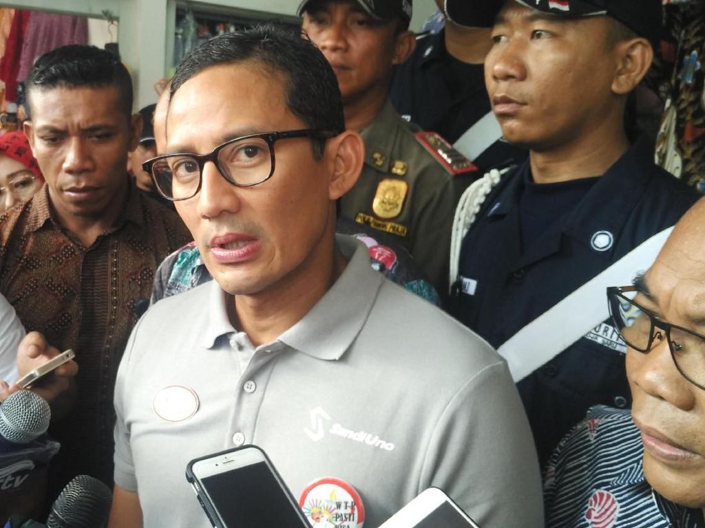Sandi Minta Stadion BMW Disebut Stadion Internasional Jakarta Sandi Minta Stadion BMW Disebut Stadion Internasional Jakarta