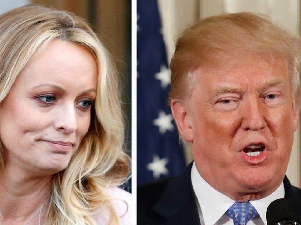 Trump Buka Suara Soal Uang Tutup Mulut untuk Bintang Porno Trump Buka Suara Soal Uang Tutup Mulut untuk Bintang Porno