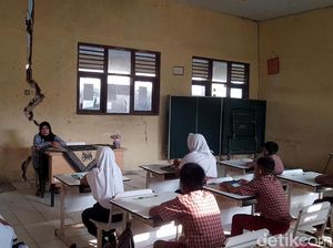 Was-was, 10 Murid SD di Serang Ujian Nasional Sambil Bertaruh Nyawa