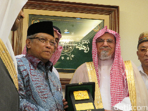 Kunjungi NU, Imam Masjidil Haram Bicara Radikalisme dalam Islam