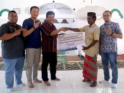Jelang Puasa, 23 Ton Kurma Didistribusikan ke 15 Masjid