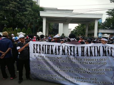Vonis Rp 366 Miliar Pembakar Hutan Dianulir, Bersihkan Mafia Hakim