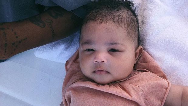 Cerita Kylie Jenner Sempat Berubah Pikiran Saat Beri Nama Anak