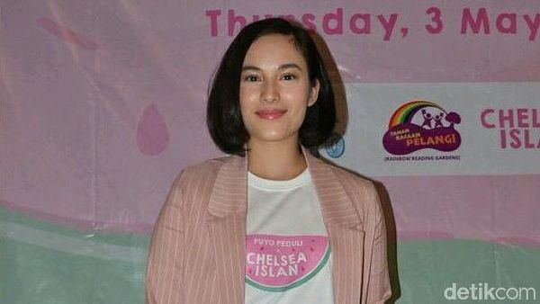 Si Cantik Chelsea Islan yang Peduli dengan Sesama