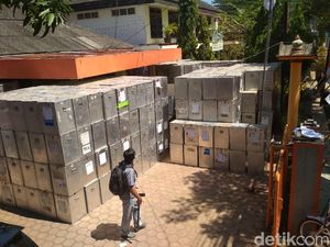 Logistik Pemilu Terbengkalai, Ini Kata Pemkab Trenggalek Logistik Pemilu Terbengkalai, Ini Kata Pemkab Trenggalek