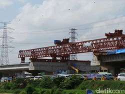 600 Pekerja Garap Tol Becakayu