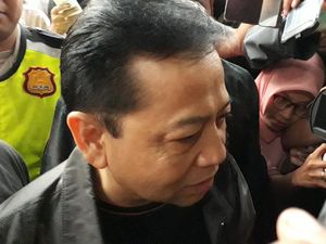 Foto: Ekspresi Novanto Saat Tiba di Lapas Sukamiskin