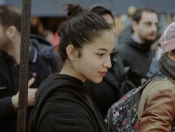 Rasakan Gerakan Janin di Perut, Putri Marino Takjub