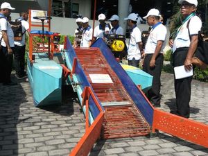 Kapal Ini Bisa Bersihkan Sampah dari 2 Hari Jadi Cuma 2 Jam