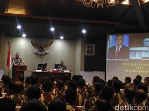 Menhan Beri Pengarahan ke Perwira Kopassus