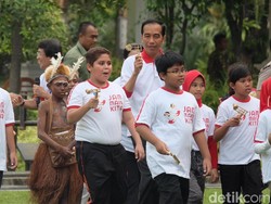 Jokowi Ajak Main Anak-anak, Istana Disulap Bak Taman Bermain
