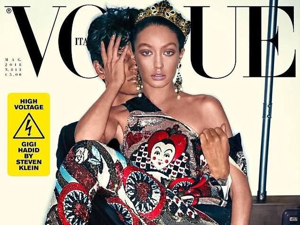 Berkulit Gelap di Majalah Vogue, Gigi Hadid Hampir Tak Dikenali Berkulit Gelap di Majalah Vogue, Gigi Hadid Hampir Tak Dikenali