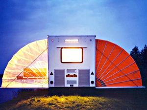 Jalan-jalan Sambil Bawa Rumah? Pakai Ini Bisa!