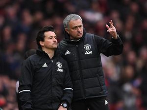 Mourinho Beri Bocoran soal Sosok Asisten Manajer Baru di MU Mourinho Beri Bocoran soal Sosok Asisten Manajer Baru di MU