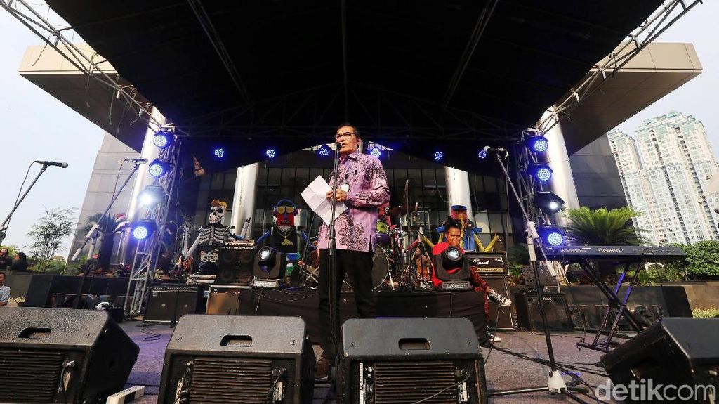 Saut Situmorang Buka Konser Perangi Korupsi Saut Situmorang Buka Konser Perangi Korupsi