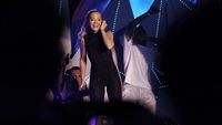 Aksi Energik Rita Ora di SHVR Ground Festival 2018
