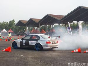 Mau Ngesot di Aspal? Ini Syarat Utama yang Harus Dimiliki Mobil Mau Ngesot di Aspal? Ini Syarat Utama yang Harus Dimiliki Mobil