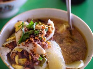 Wah, Enaknya! Soto Ayam Plus Lauk Komplet Sarapan Netizen Ini