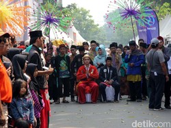 Mengenal Pantun Palang Pintu yang Tak Pernah Absen di Hajatan Orang Betawi
