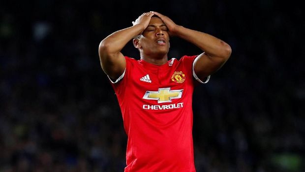 Pada musim lalu Martial hanya 18 kali menjadi starter di Liga Primer Inggris.