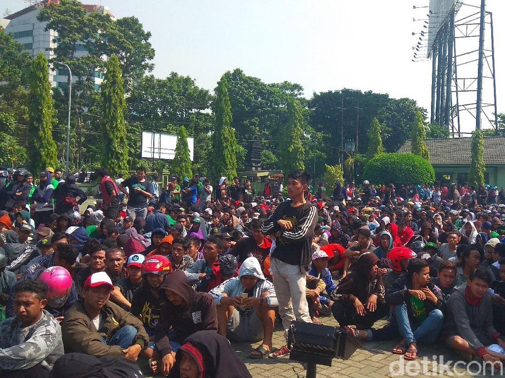 Rawan Gesekan, Polisi Imbau Plat N tak Datang ke Surabaya