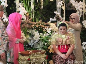 Mufidah Kalla Hadiri Siraman Putri Tutut Soeharto