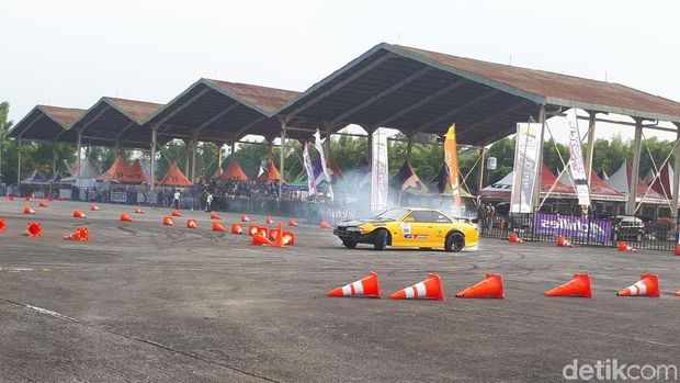 Mobil drifting 