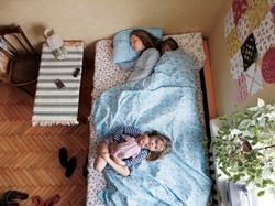 Foto Kehamilan Nggak Biasa, Dijepret Saat Suami-Istri Tidur