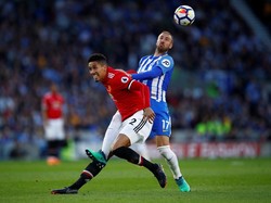 Brighton Repotkan MU di Babak Pertama