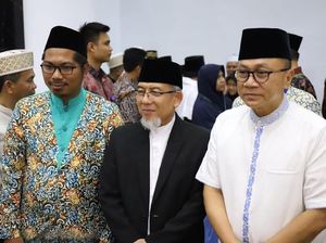 Zulkifli Hasan Ingin Masjid Jadi Pembentuk Generasi Muda Islam