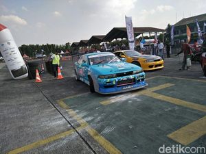 Kalau Mau Ngesot Jangan Pakai Mobil MPV atau SUV