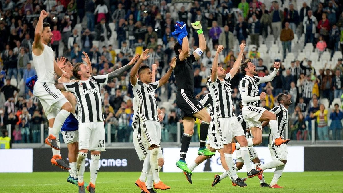 Juventus tinggal sejengkal lagi jadi juara Liga Italia 2017/2018 (Massimo Pinca/Reuters)