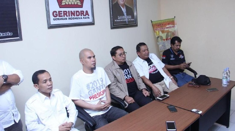 Gerindra Optimis Ahmad Dhani Siap Bertarung di Dapil Jatim 1 Gerindra Optimis Ahmad Dhani Siap Bertarung di Dapil Jatim 1