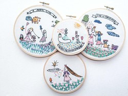 Ibu Ini Buka Galeri Seni karena Terinspirasi Coretan Anaknya