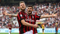Ignazio Abate. Meski sudah 10 tahun berseragam AC Milan dan sempat mengemban jabatan kapten tim, peran Abate tak lagi dianggap vital oleh manajemen klub. Pada musim panas lalu, Milan memutuskan melepasnya. (Marco Luzzani/Getty Images)