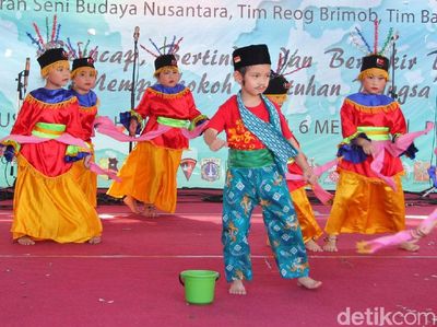 Pentas Seni Budaya Semarakkan Trisuci Waisak