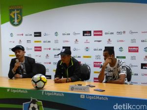 Arema Dikalahkan Persebaya, Pelatih: Kami Bikin Banyak Peluang