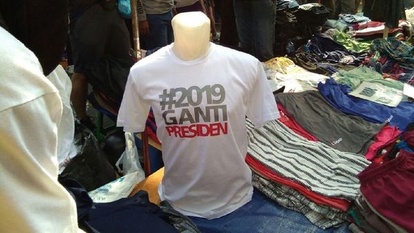 Penampakan Kaus #2019GantiPresiden yang Dijual di CFD