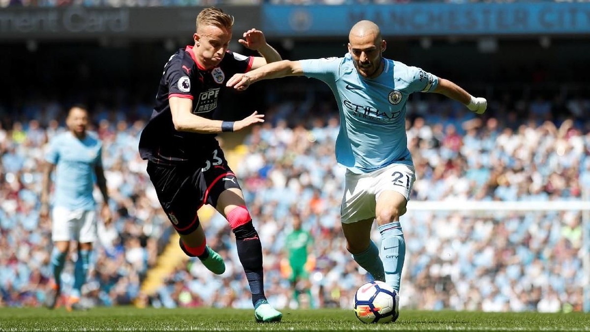 Manchester City ditahan 0-0 di babak pertama laga melawan Huddersfield Town (Foto: Carl Recine/Action Images via Reuters)