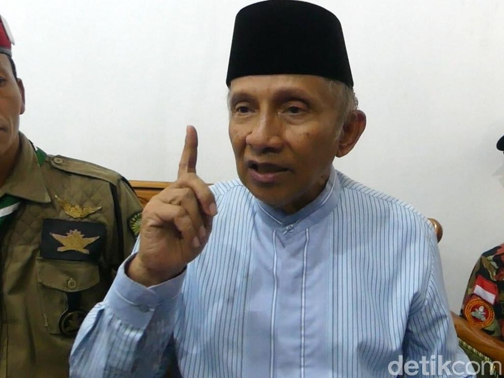 Kontroversi Amien Rais: Bicara Pekok Hingga Sontoloyo Kontroversi Amien Rais: Bicara Pekok Hingga Sontoloyo